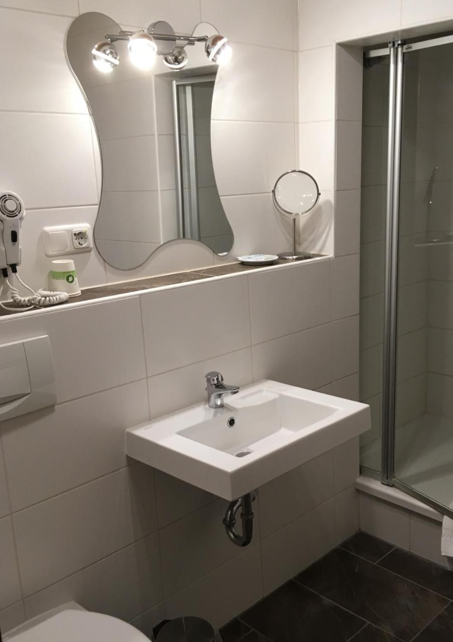 Gasthof Froehlich Langenbruck Bagian luar foto